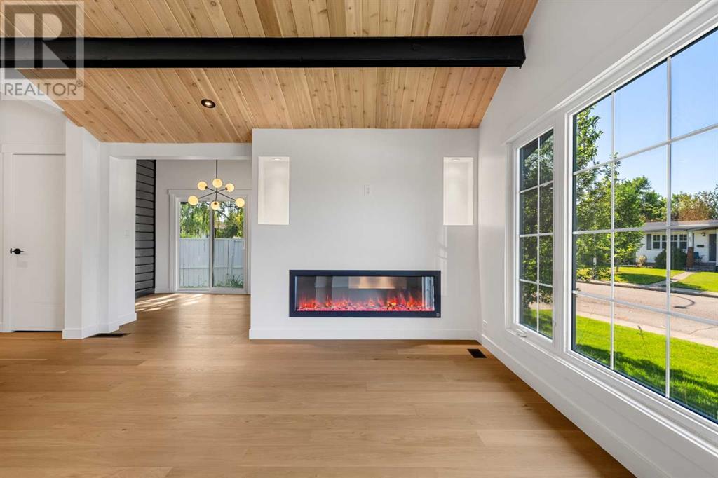Single Family House Bungalow for Sale in  Gainsborough Drive SW Glamorgan Calgary 