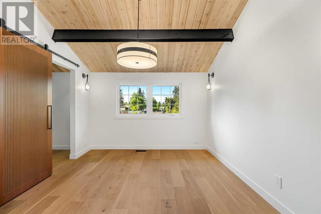 Single Family House Bungalow for Sale in  Gainsborough Drive SW Glamorgan Calgary 