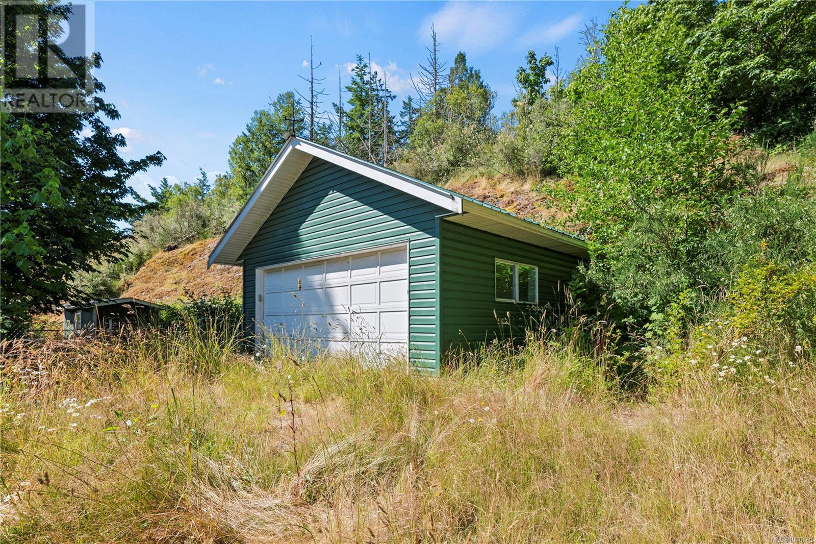 2276 Kemp Lake Rd, Sooke