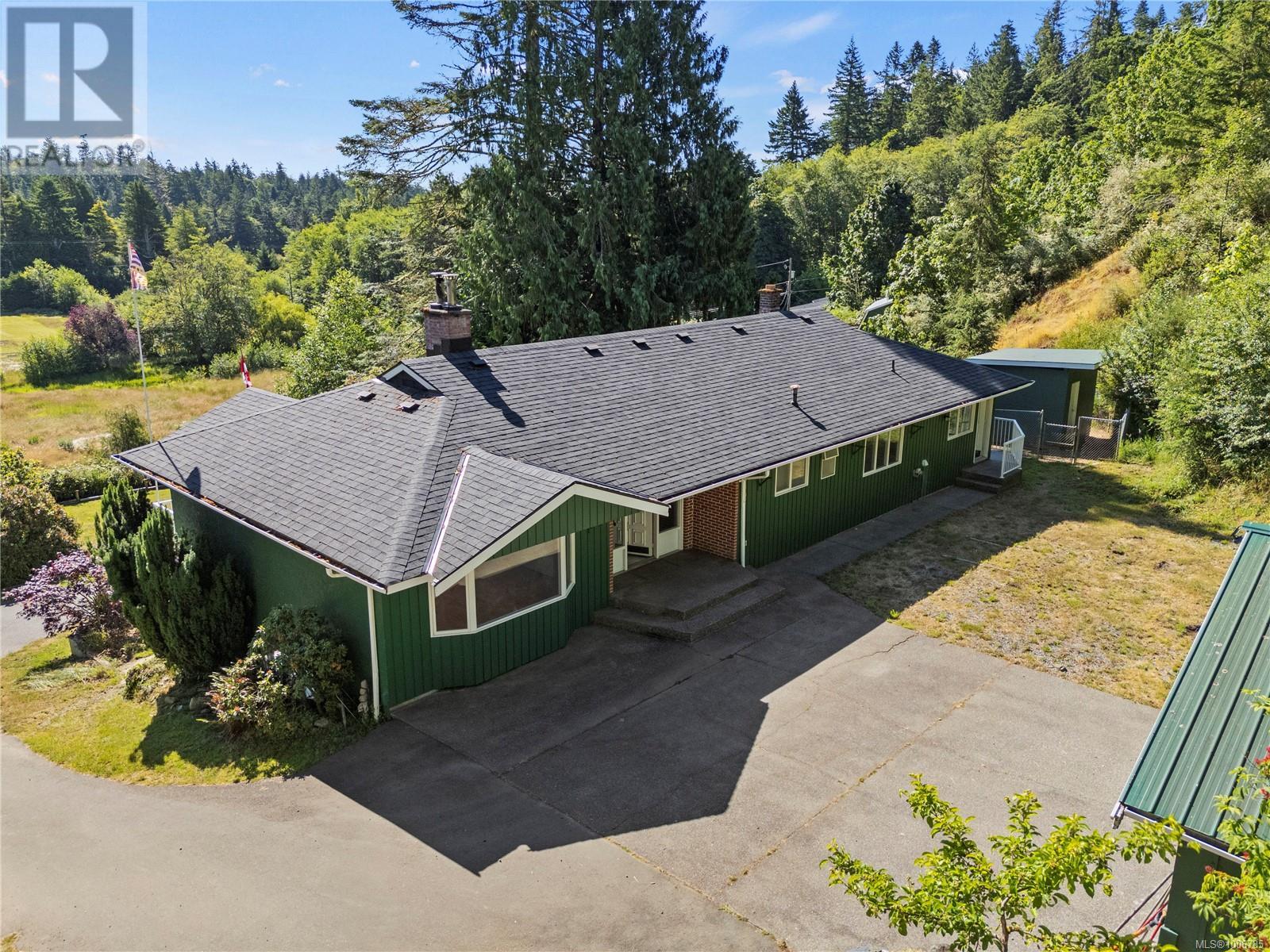 2276 Kemp Lake Rd, Sooke