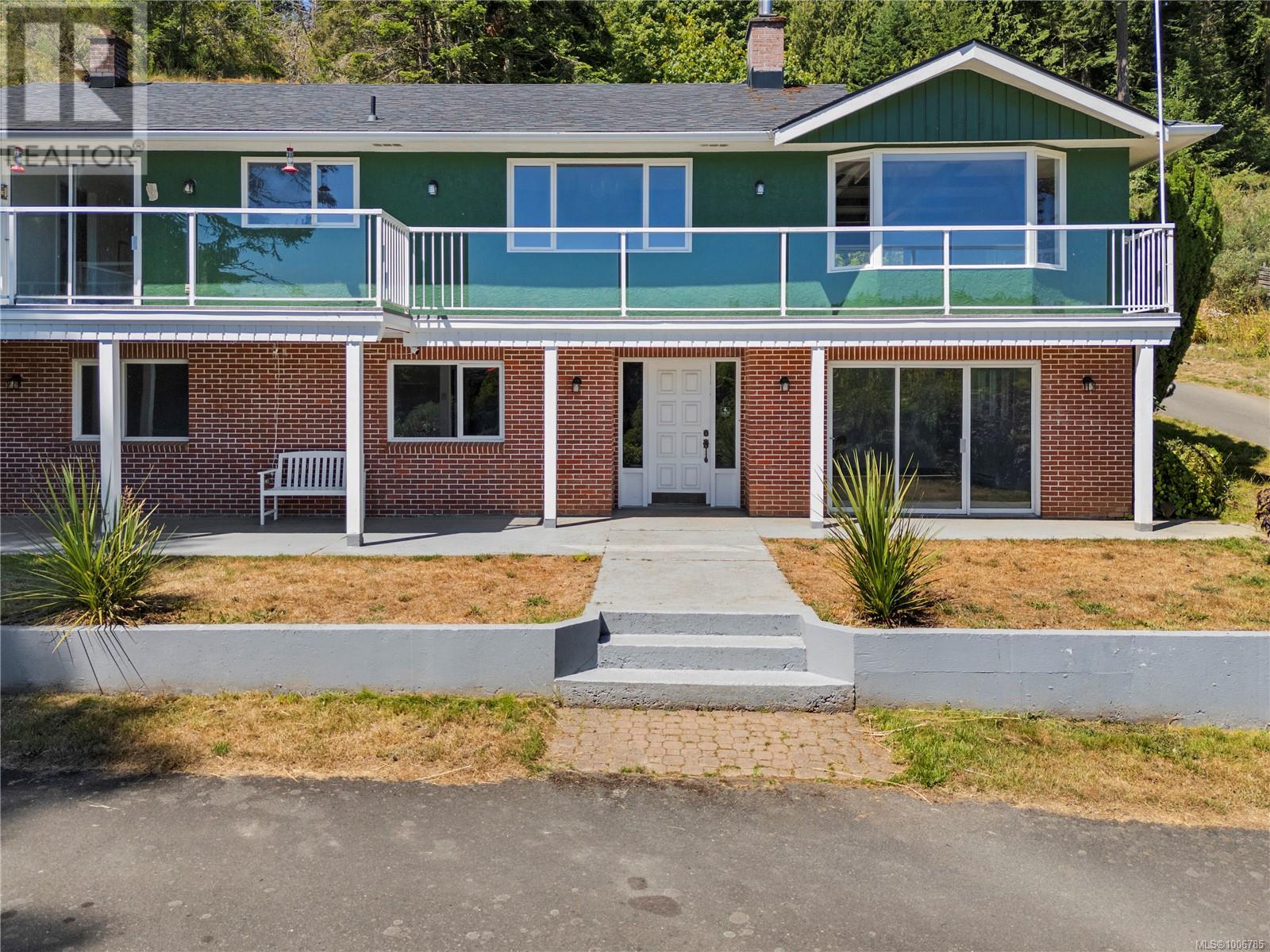 2276 Kemp Lake Rd, Sooke