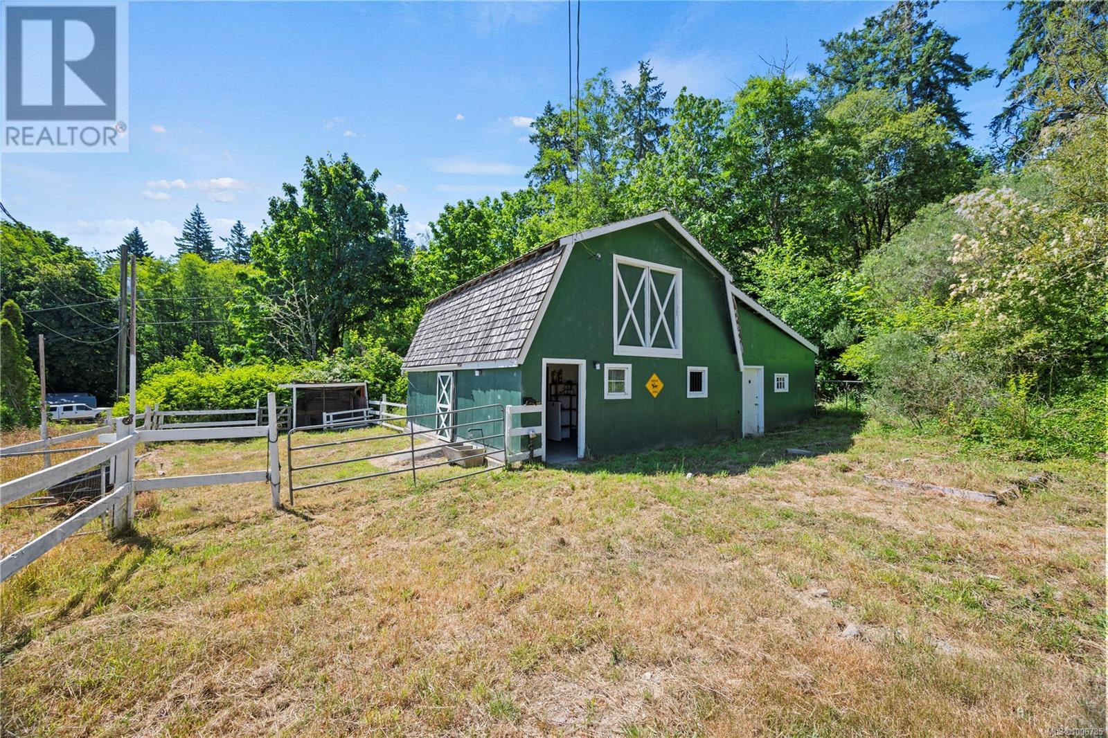 2276 Kemp Lake Rd, Sooke