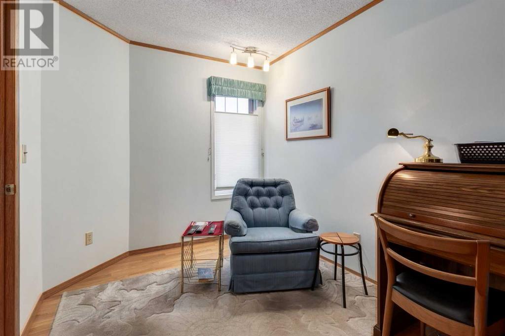 Single Family House for Sale in  Shawnee Road SW Shawnee Slopes Calgary 