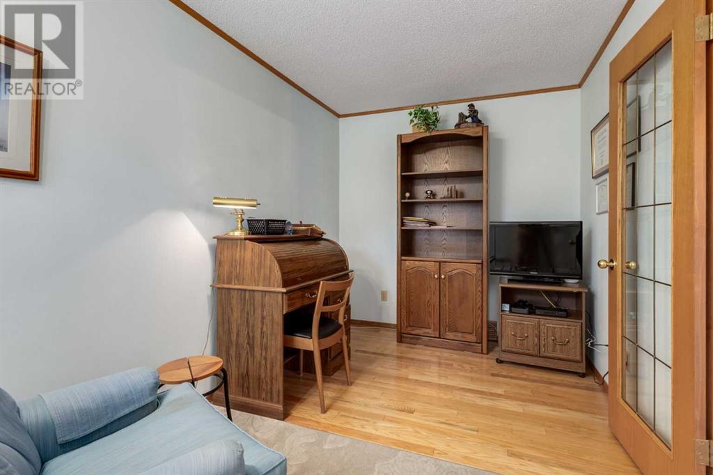Single Family House for Sale in  Shawnee Road SW Shawnee Slopes Calgary 