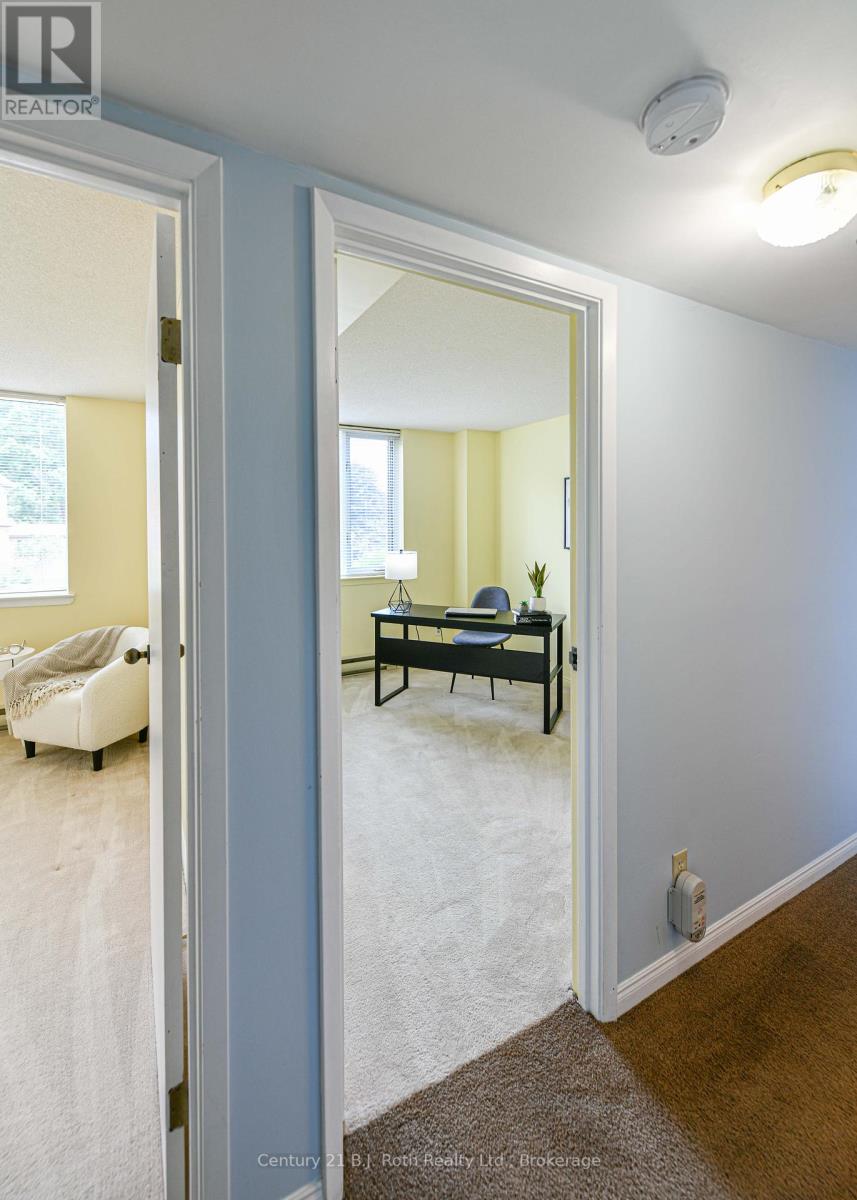 Photo 36 of 104 95 Matchedash Street N, Orillia ON