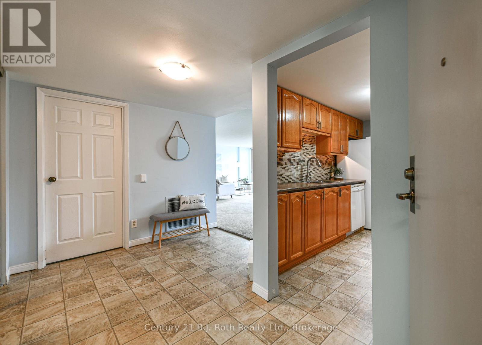 Photo 2 of 104 95 Matchedash Street N, Orillia ON