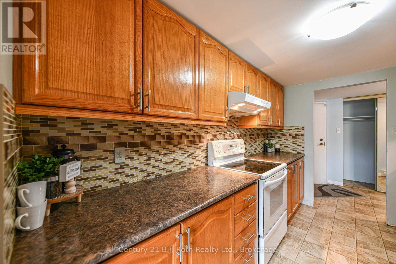 Photo 28 of 104 95 Matchedash Street N, Orillia ON