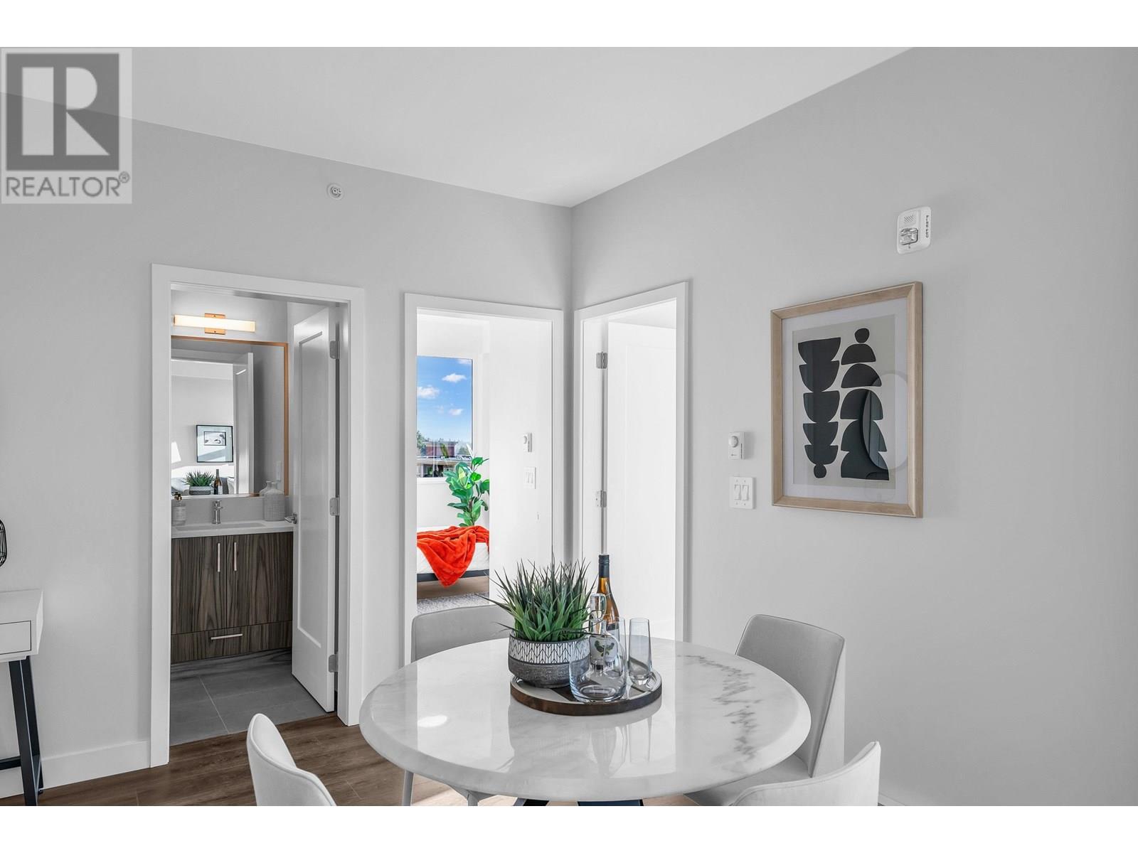 Photo 13 of 404 5535 Hastings Street, Burnaby BC