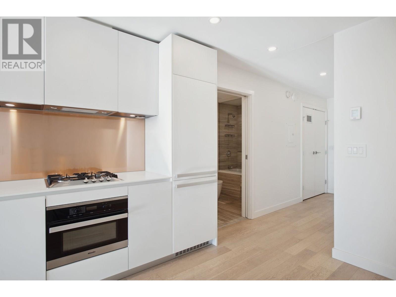 Photo 11 of 4610 1480 Howe Street, Vancouver BC