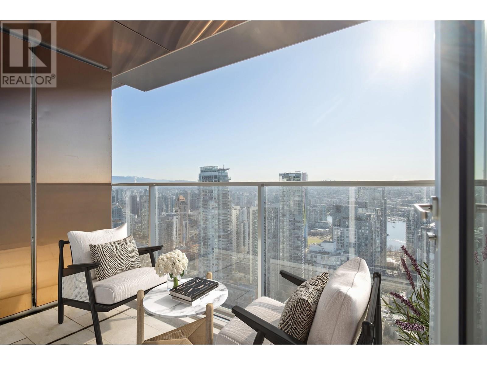 Photo 2 of 4610 1480 Howe Street, Vancouver BC