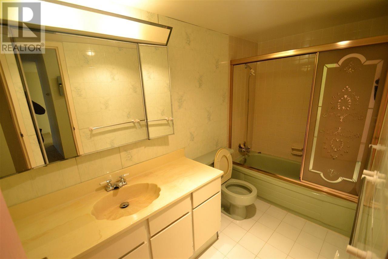 Photo 4 of 206 3925 Kingsway Street, Burnaby BC