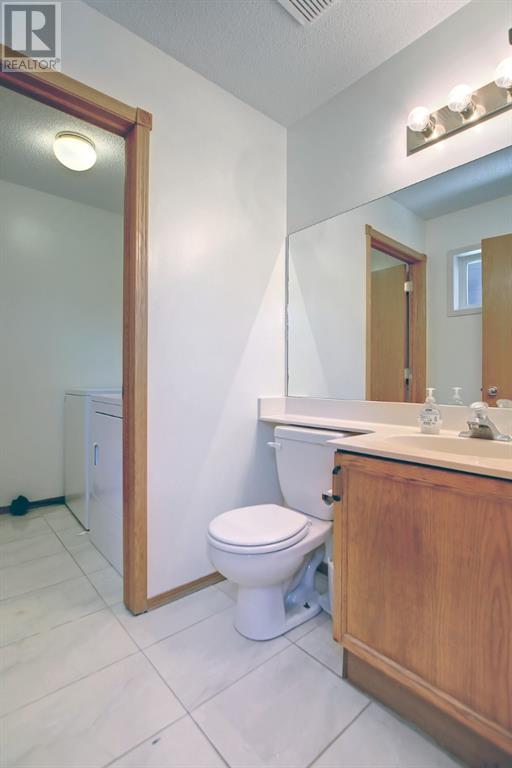 Single Family House for Sale in  Tarington Close NE Taradale Calgary 