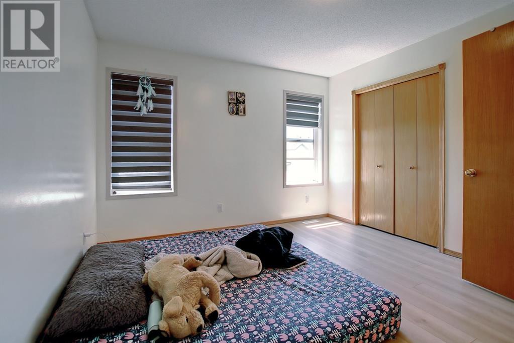 Single Family House for Sale in  Tarington Close NE Taradale Calgary 