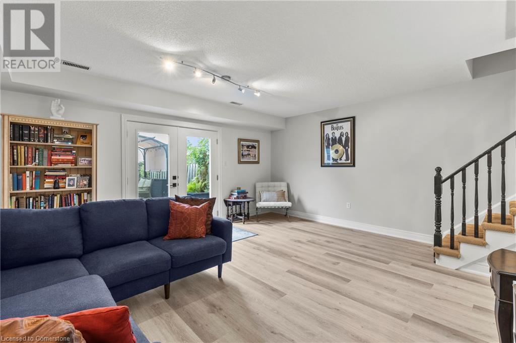 Photo 18 of 4361 Arejay Avenue, Lincoln ON