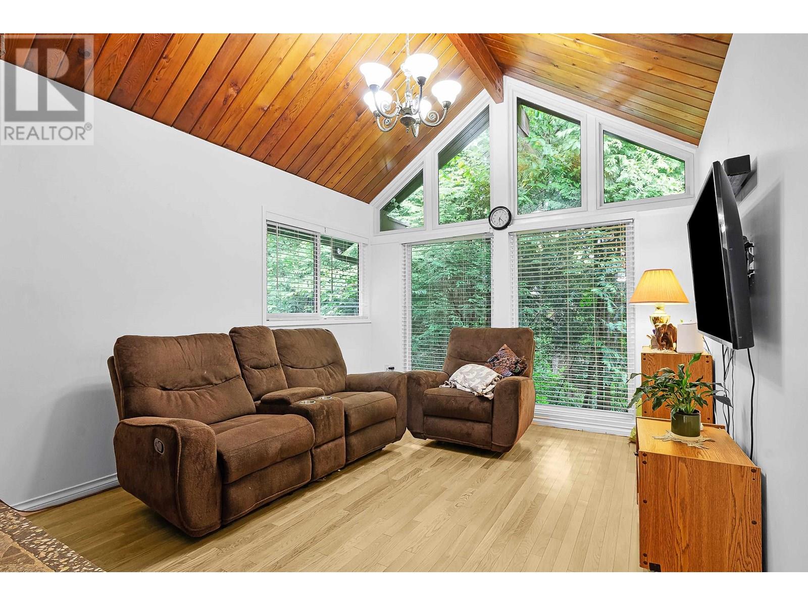 Photo 24 of 4540 Mountain Highway, North Vancouver BC