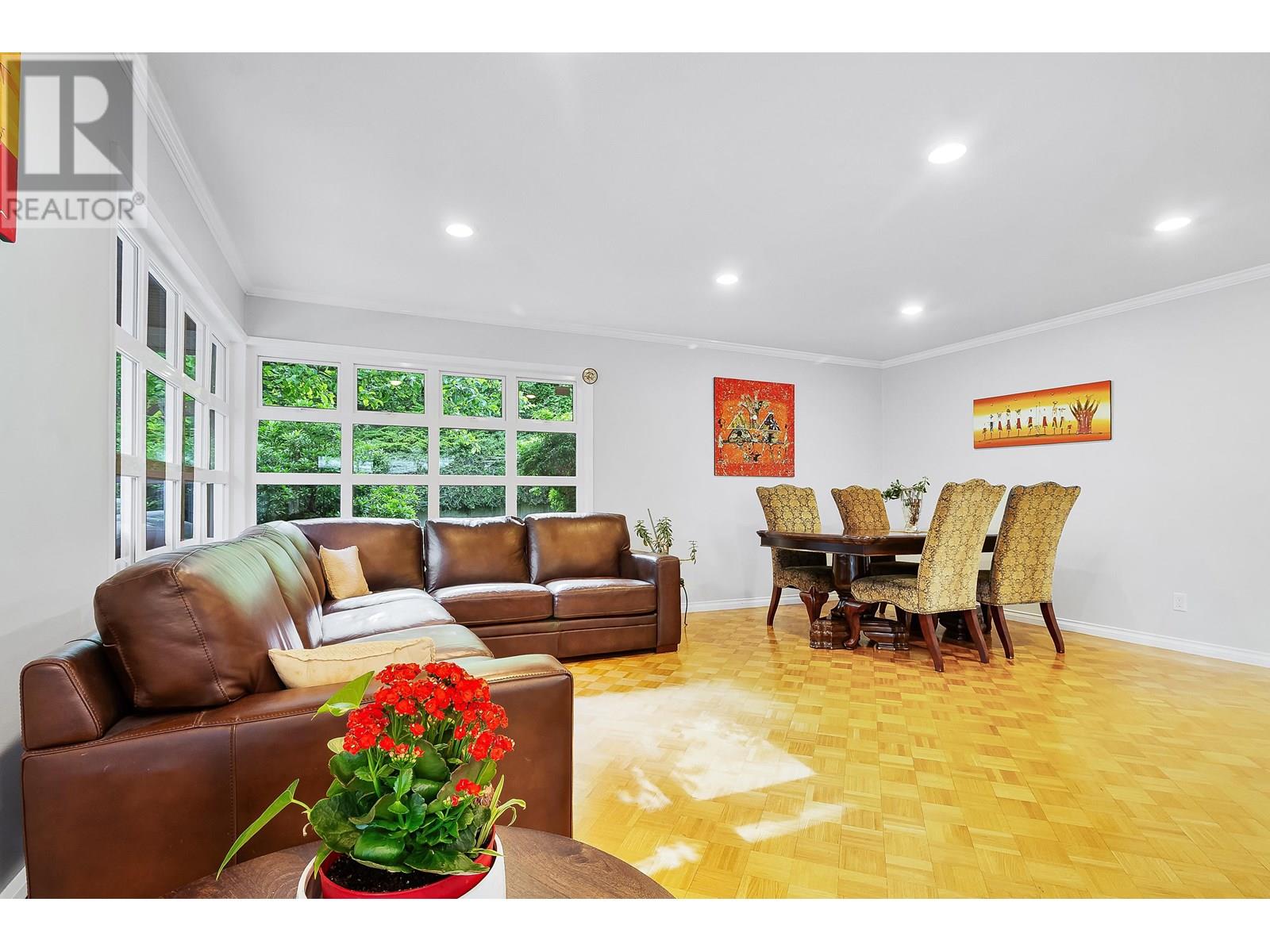 Photo 33 of 4540 Mountain Highway, North Vancouver BC