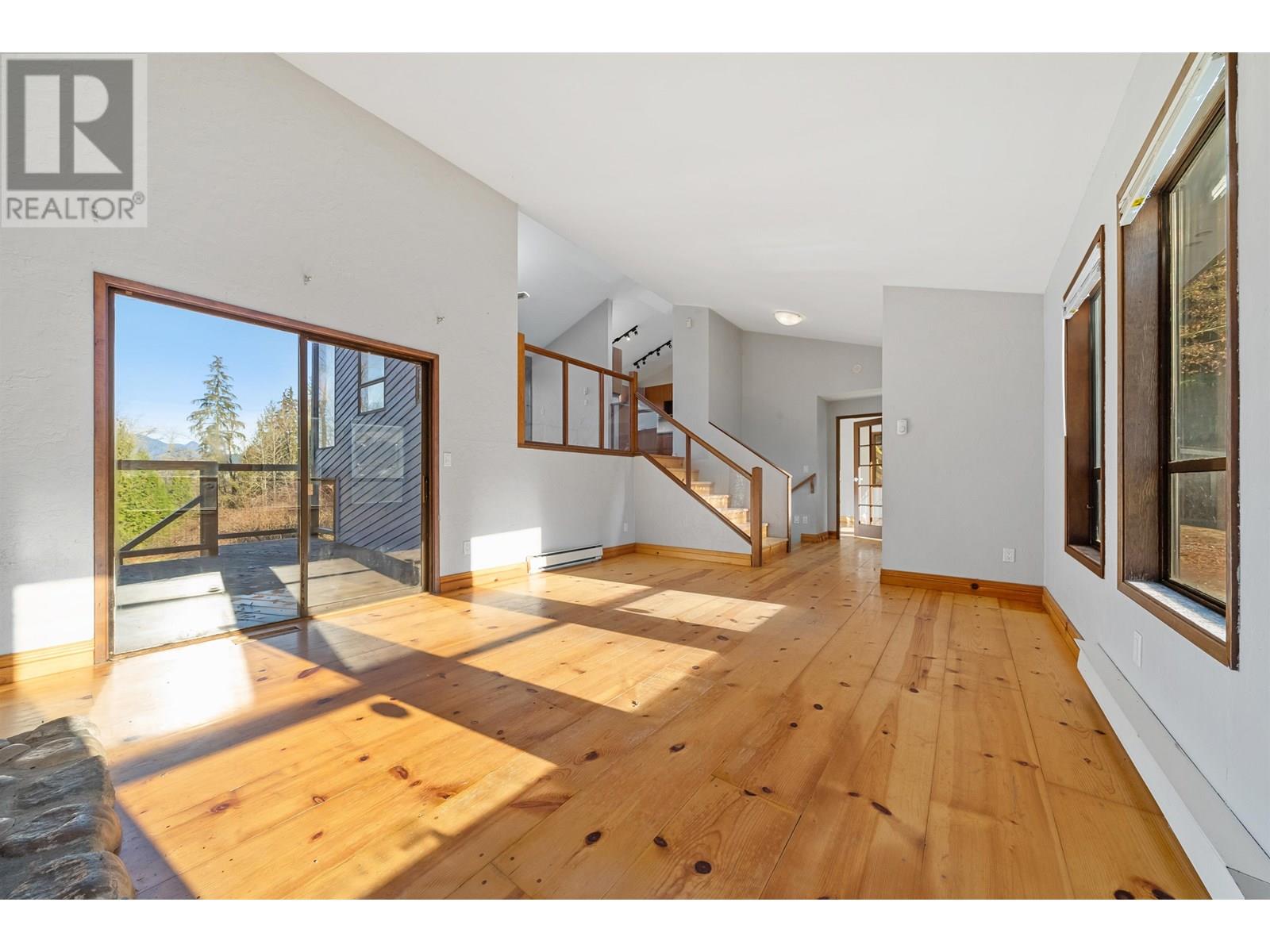 Photo 18 of 25443 Bosonworth Avenue, Maple Ridge BC