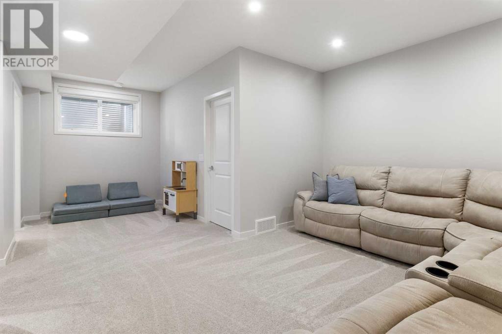 Single Family House for Sale in  Belmont Common SW Belmont Calgary 