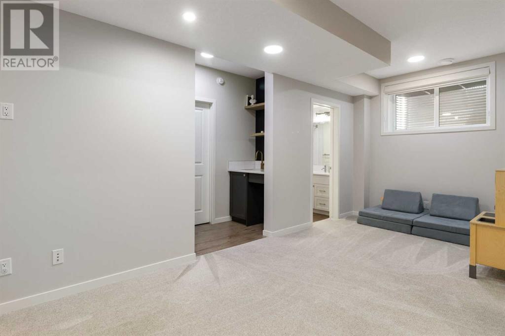 Single Family House for Sale in  Belmont Common SW Belmont Calgary 