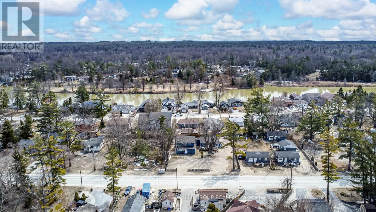 Photo 21 of 711 Mosley Street, Wasaga Beach ON