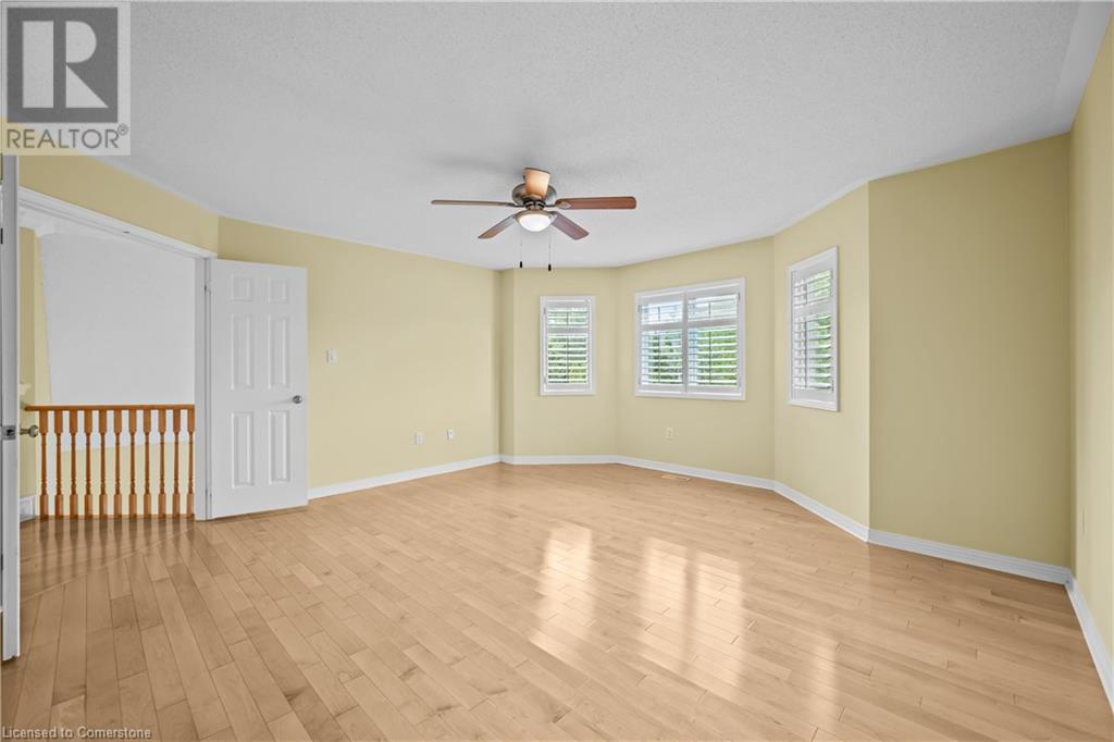Photo 37 of 2531 Hogan Court, Burlington ON
