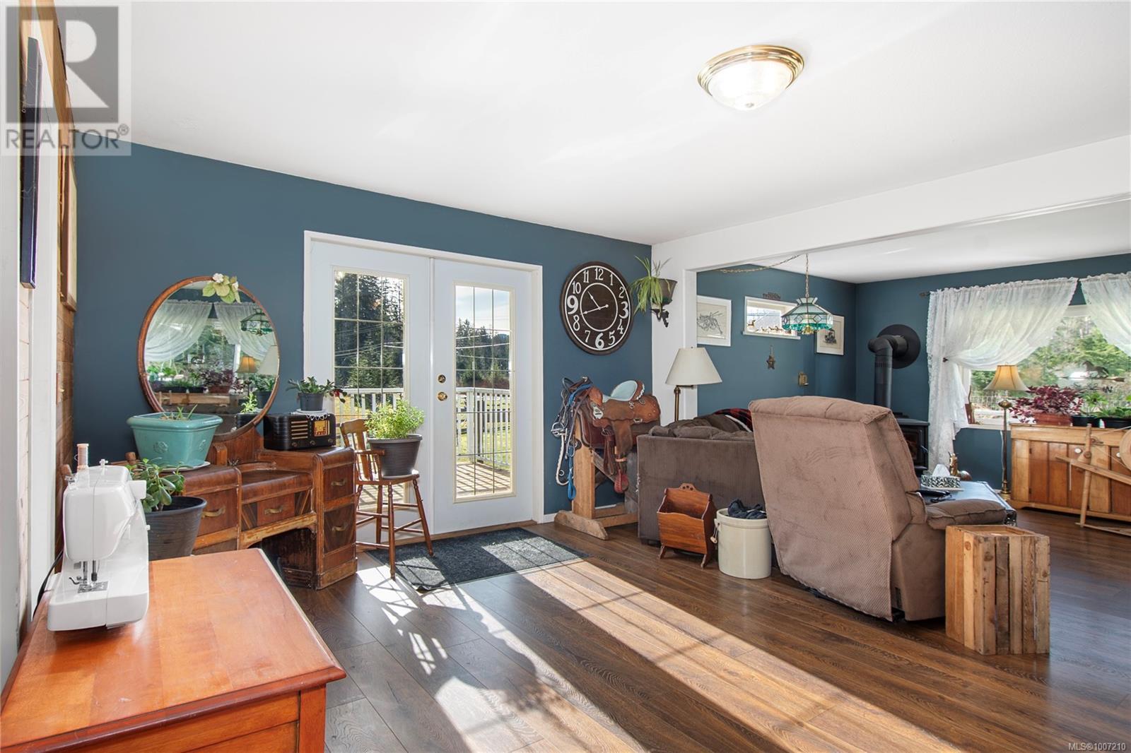 Photo 13 of 870 Sayward Rd, Sayward BC