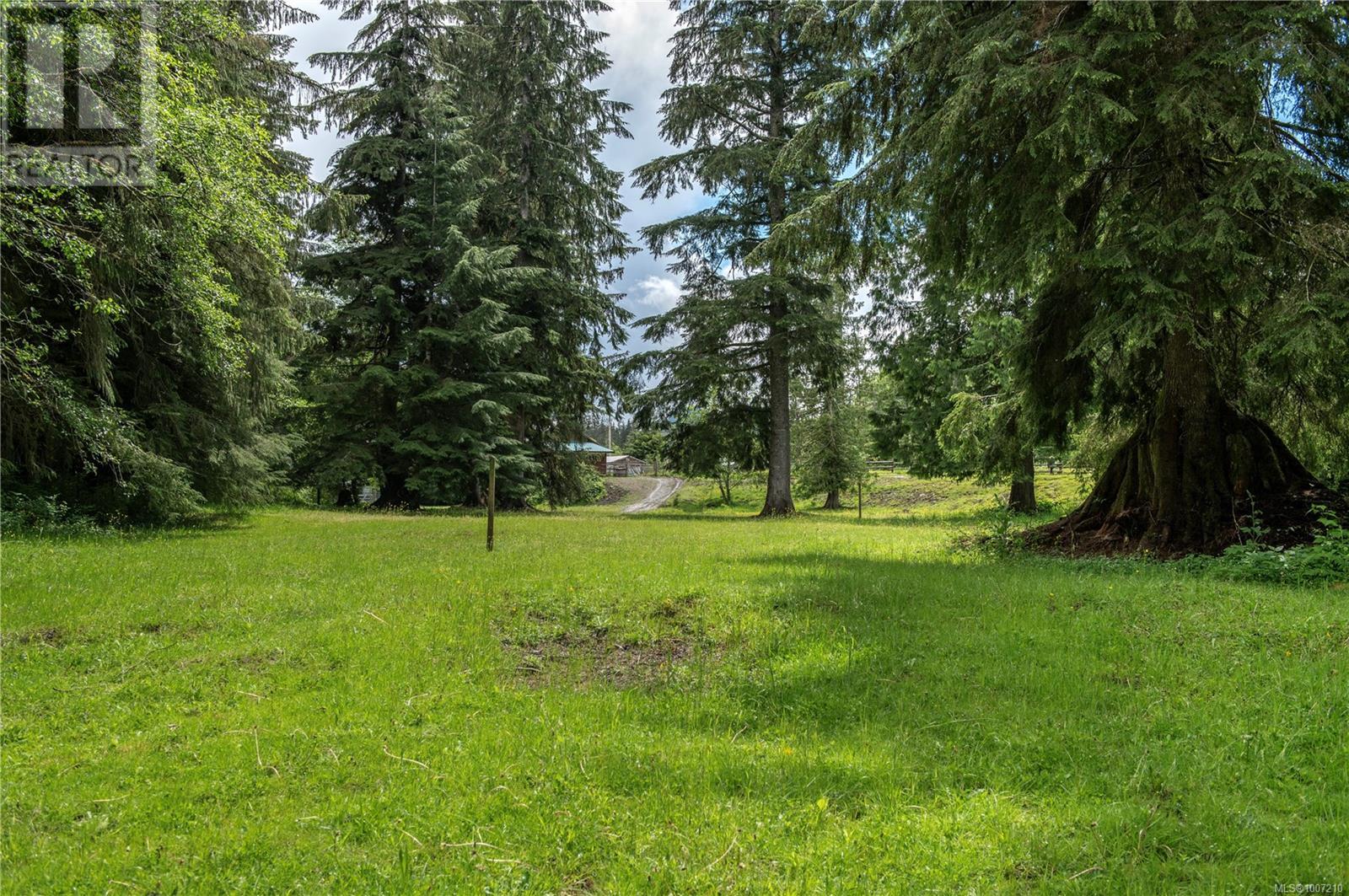 Photo 46 of 870 Sayward Rd, Sayward BC