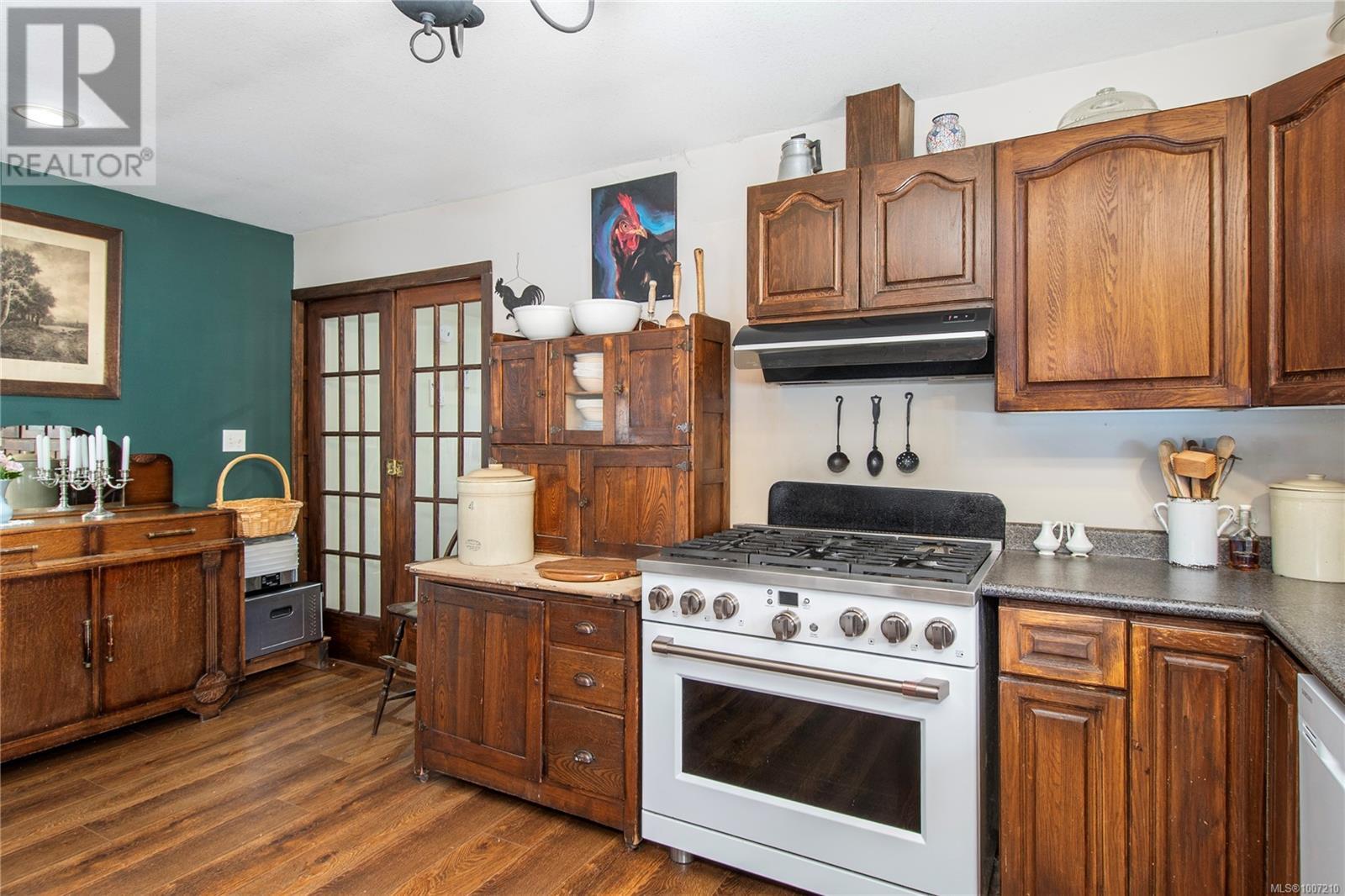 Photo 7 of 870 Sayward Rd, Sayward BC