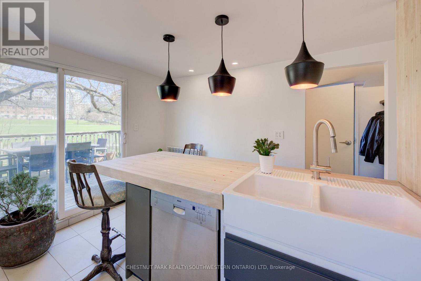 Photo 26 of 23 Richmond Avenue, Kitchener ON
