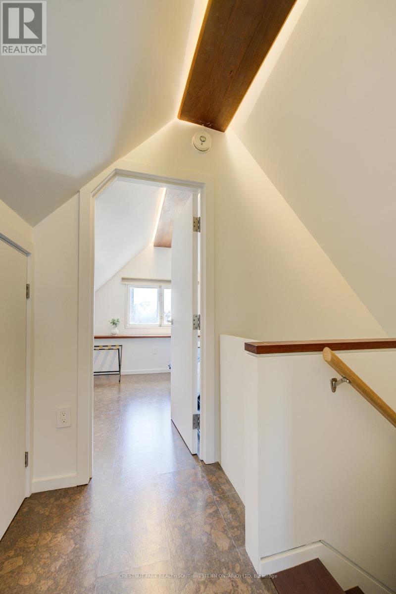 Photo 16 of 23 Richmond Avenue, Kitchener ON