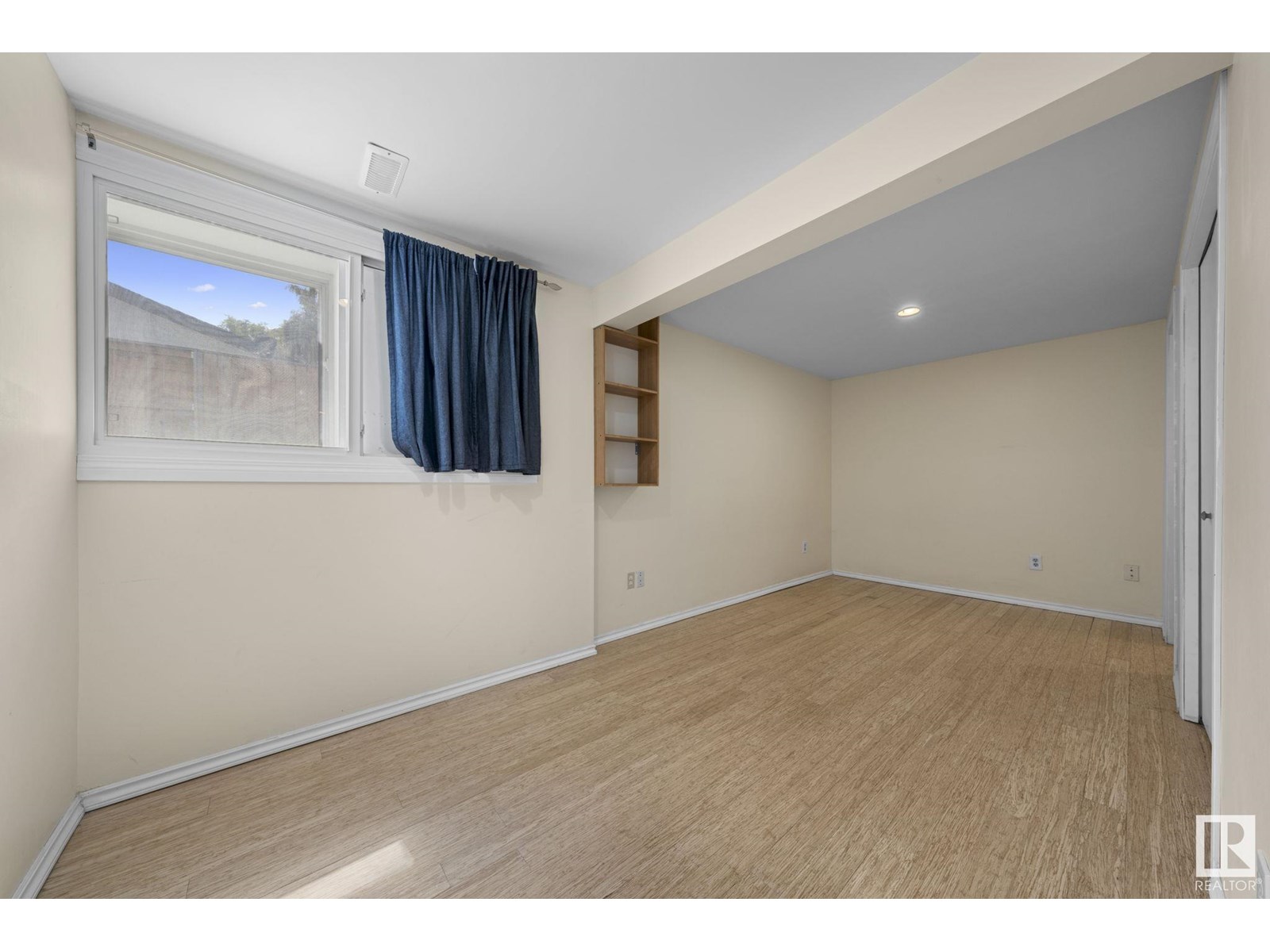 Photo 39 of 10458 14 Av Nw Nw, Edmonton AB