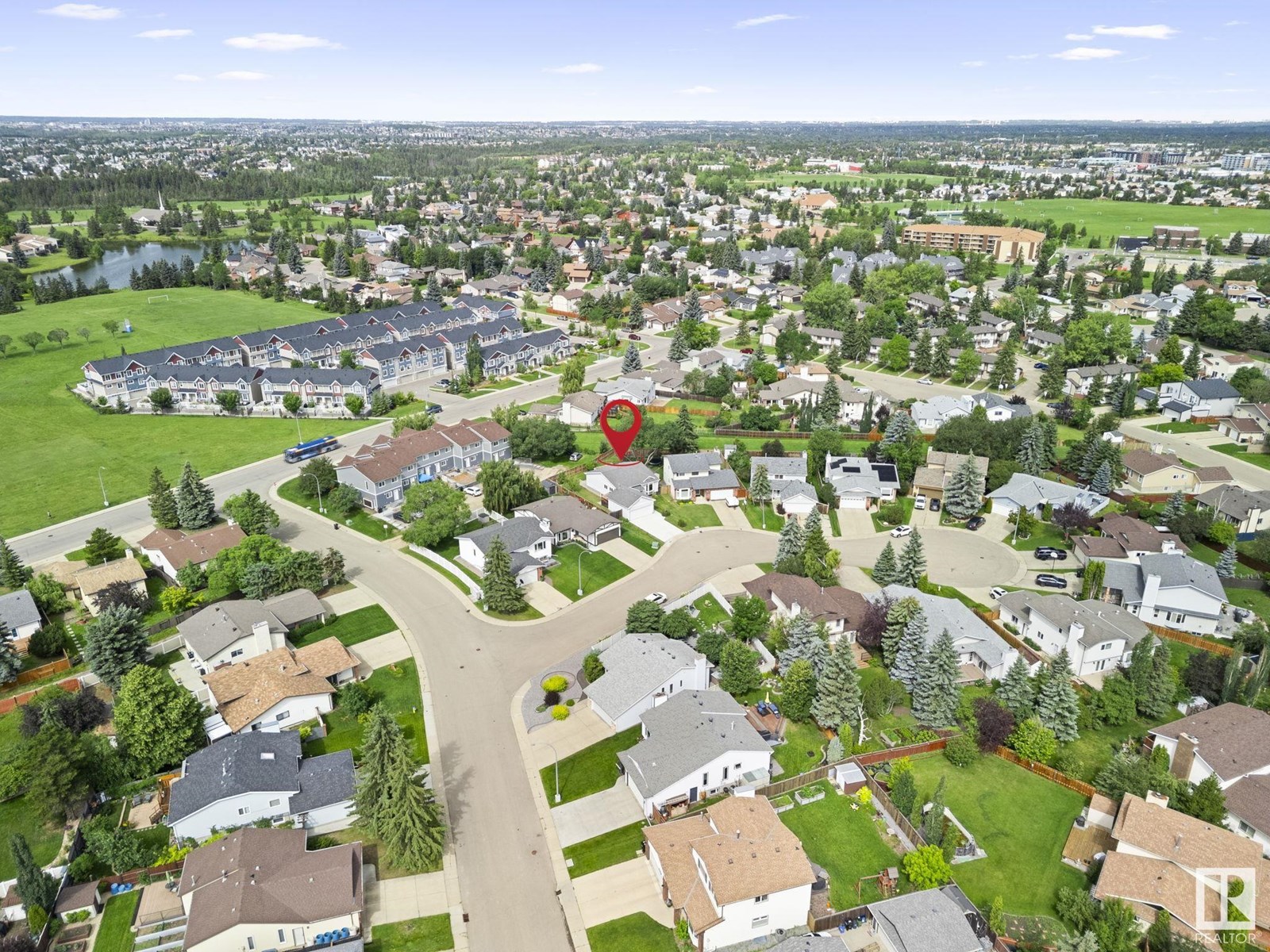 Photo 26 of 10458 14 Av Nw Nw, Edmonton AB