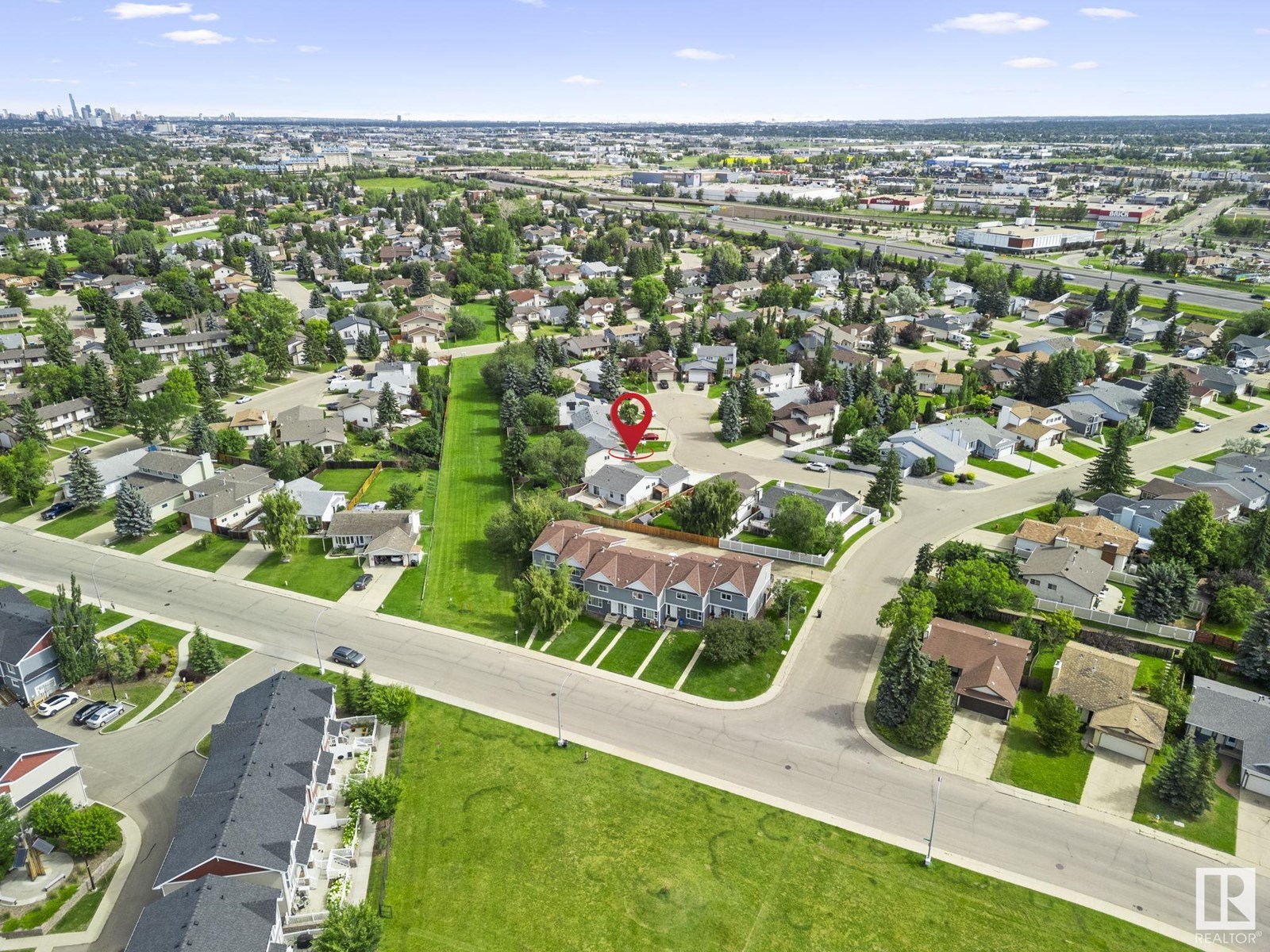 Photo 30 of 10458 14 Av Nw Nw, Edmonton AB