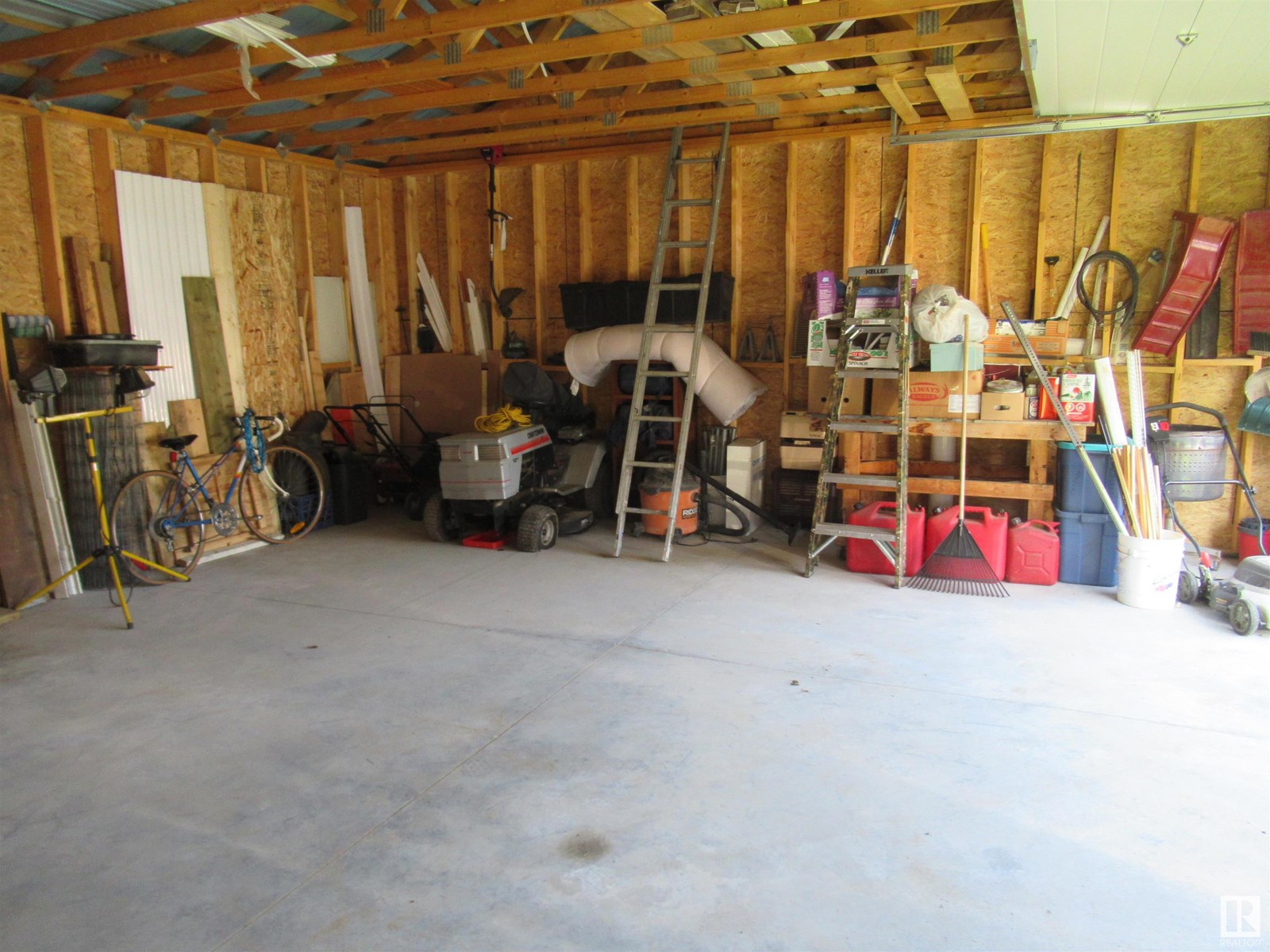 Photo 9 of 760 Mission Be, Rural Leduc County AB