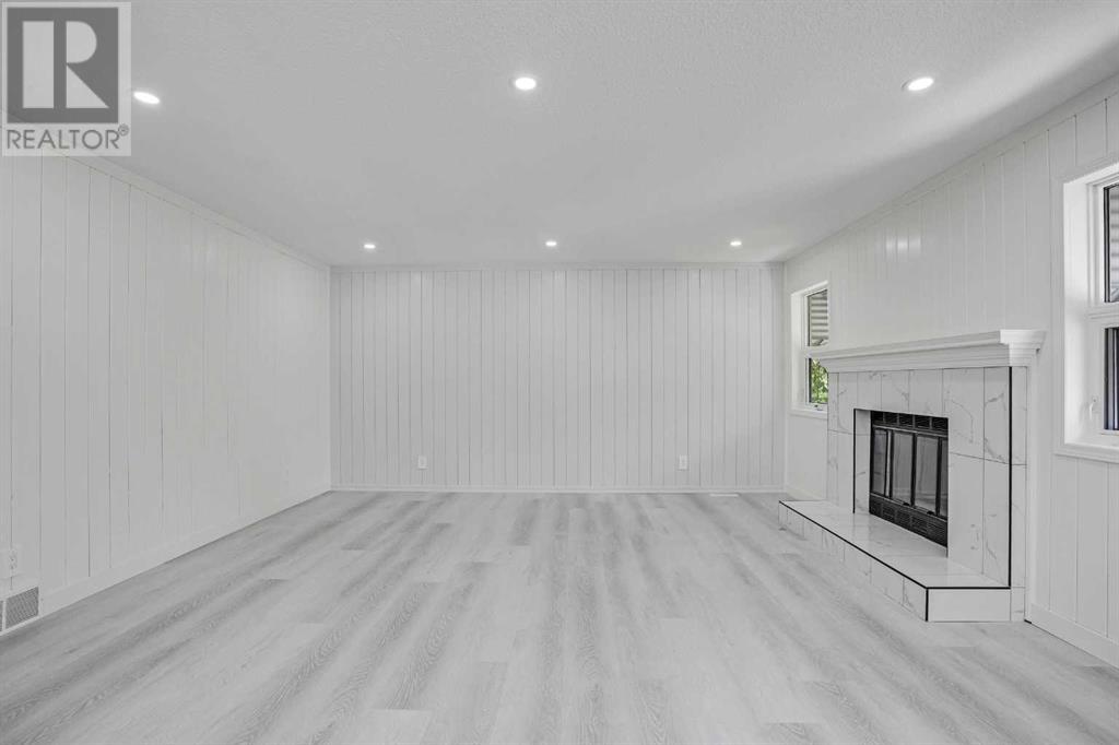 Single Family House Bi-level for Sale in  Scanlon Place NW Scenic Acres Calgary 
