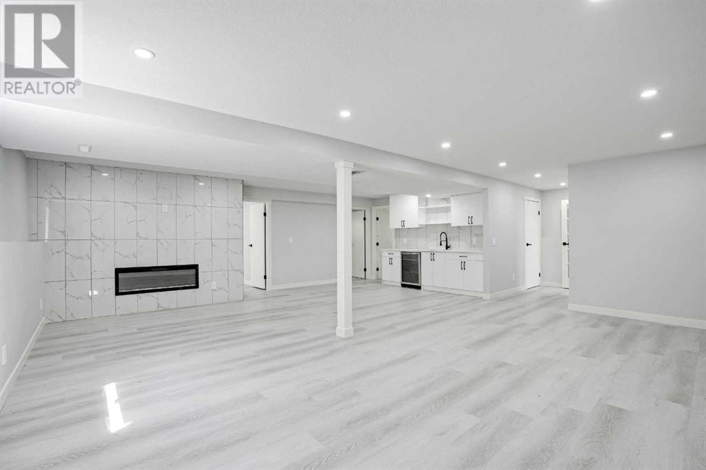 Single Family House Bi-level for Sale in  Scanlon Place NW Scenic Acres Calgary 