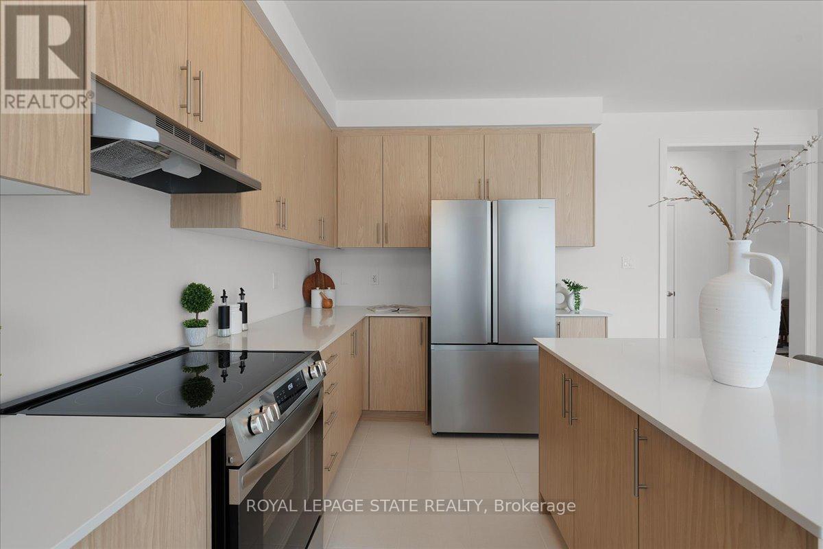 Photo 34 of 628 Windwood Drive, Hamilton ON