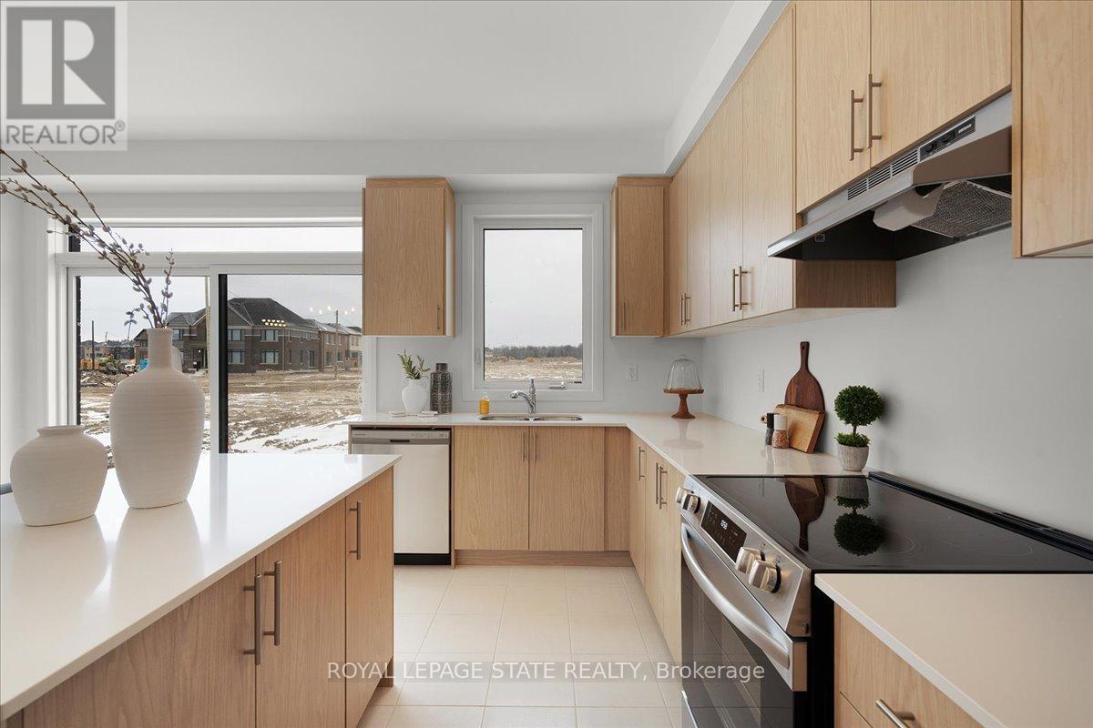 Photo 28 of 628 Windwood Drive, Hamilton ON