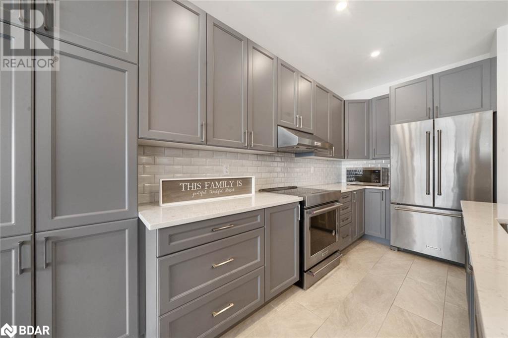 Photo 17 of 745 Gilmour Crescent, Shelburne ON
