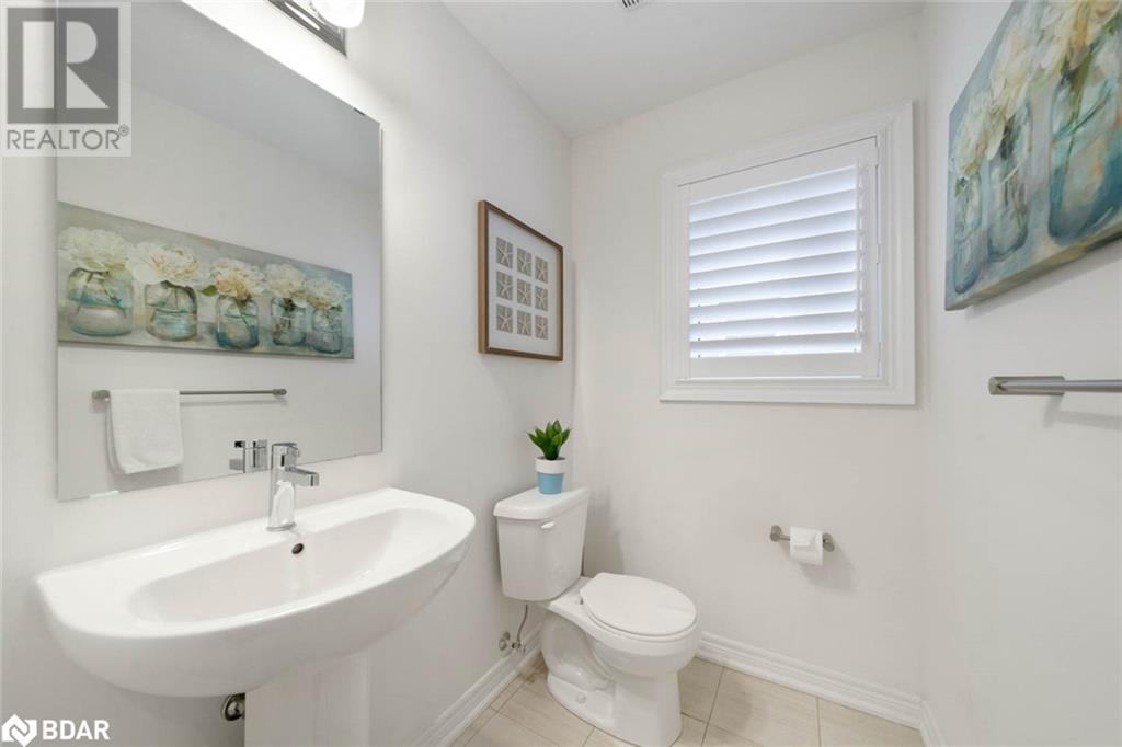 Photo 9 of 745 Gilmour Crescent, Shelburne ON