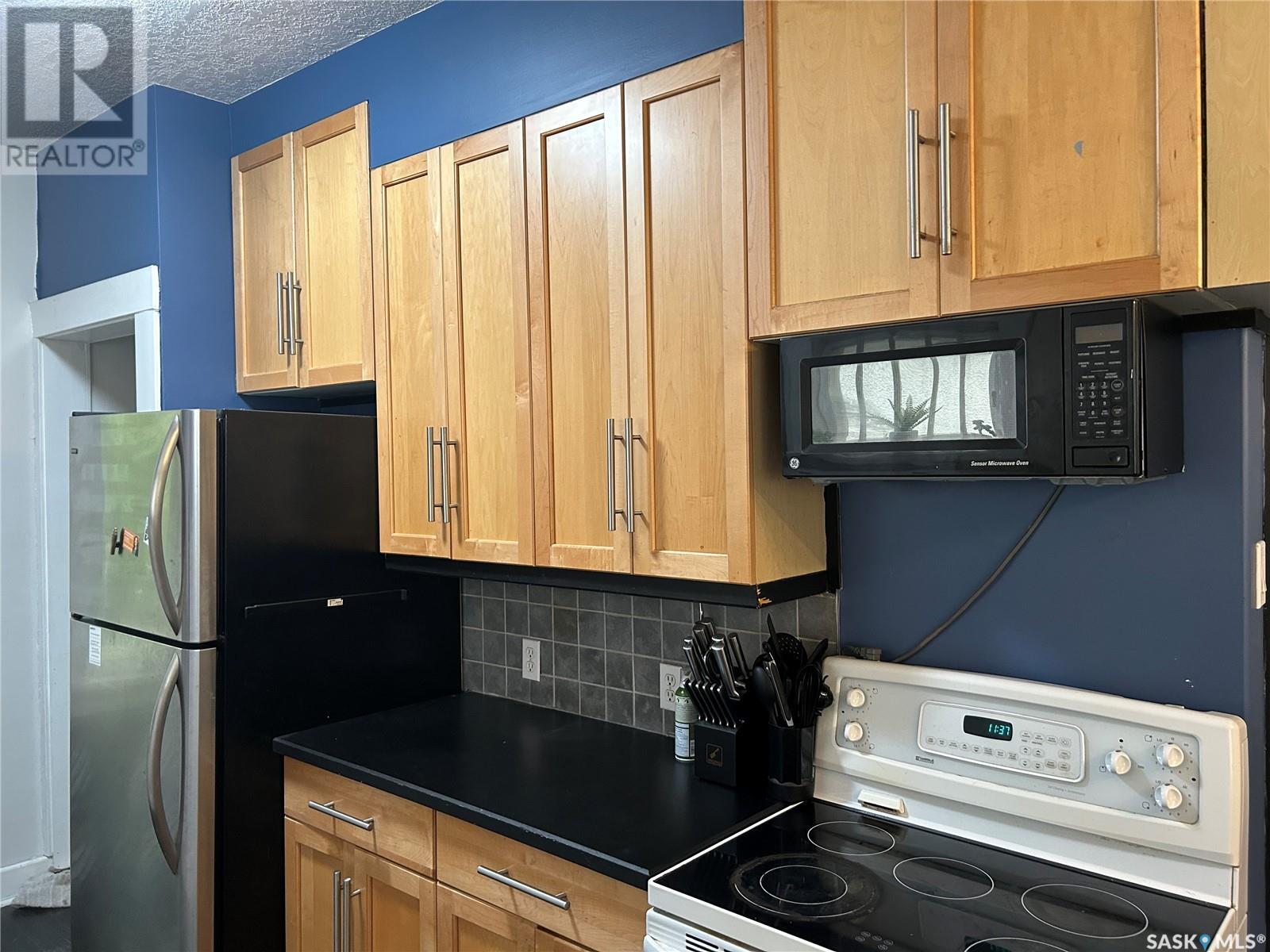 Photo 6 of 2664 Wallace Street, Regina SK