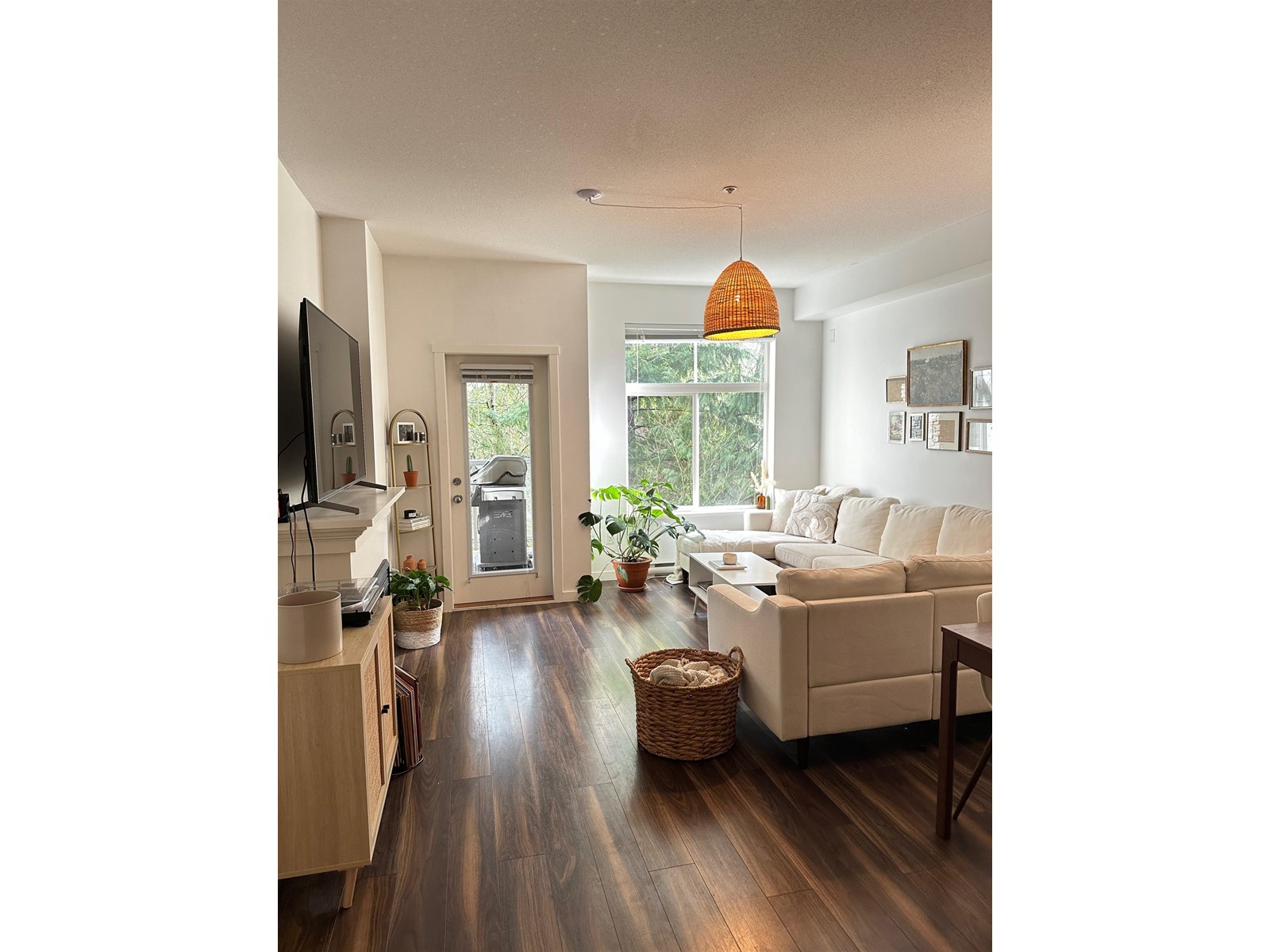 Photo 5 of 104 33338 E Bourquin Crescent, Abbotsford BC