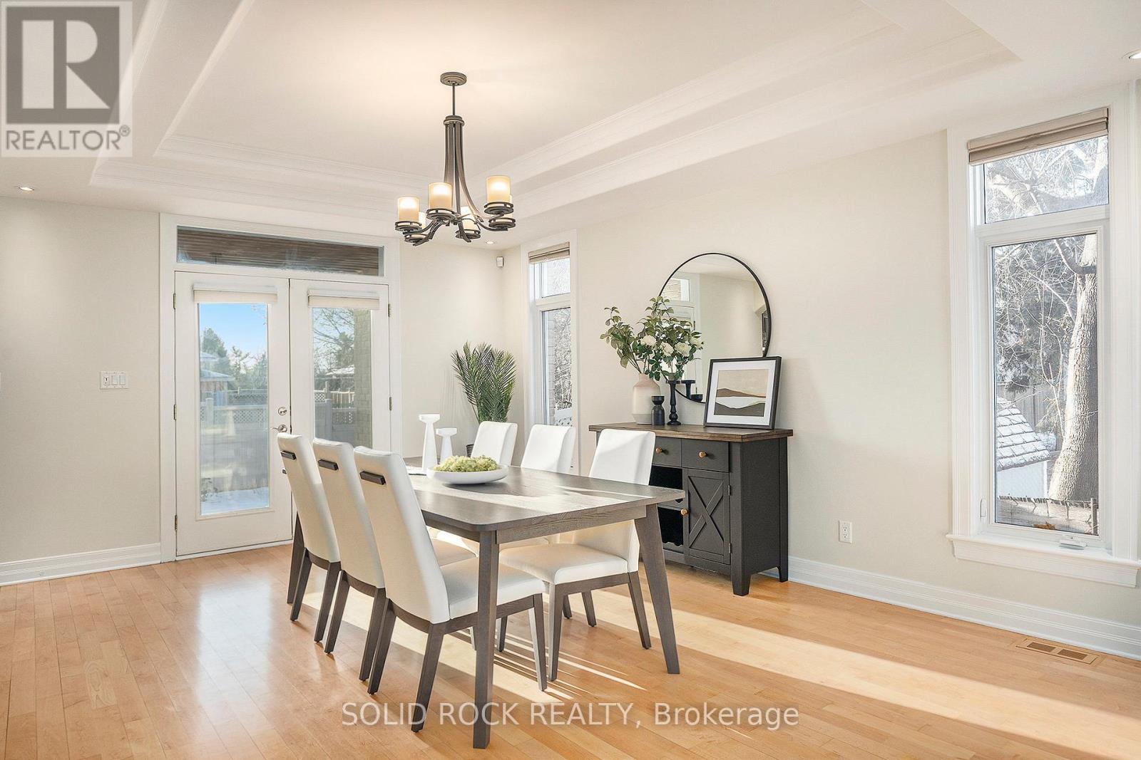 Photo 13 of 120 Rossland Avenue, Ottawa ON