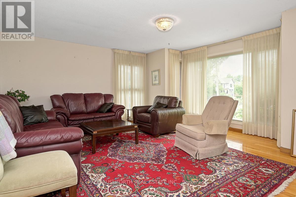 Photo 15 of 504 Hilson Avenue, Ottawa ON