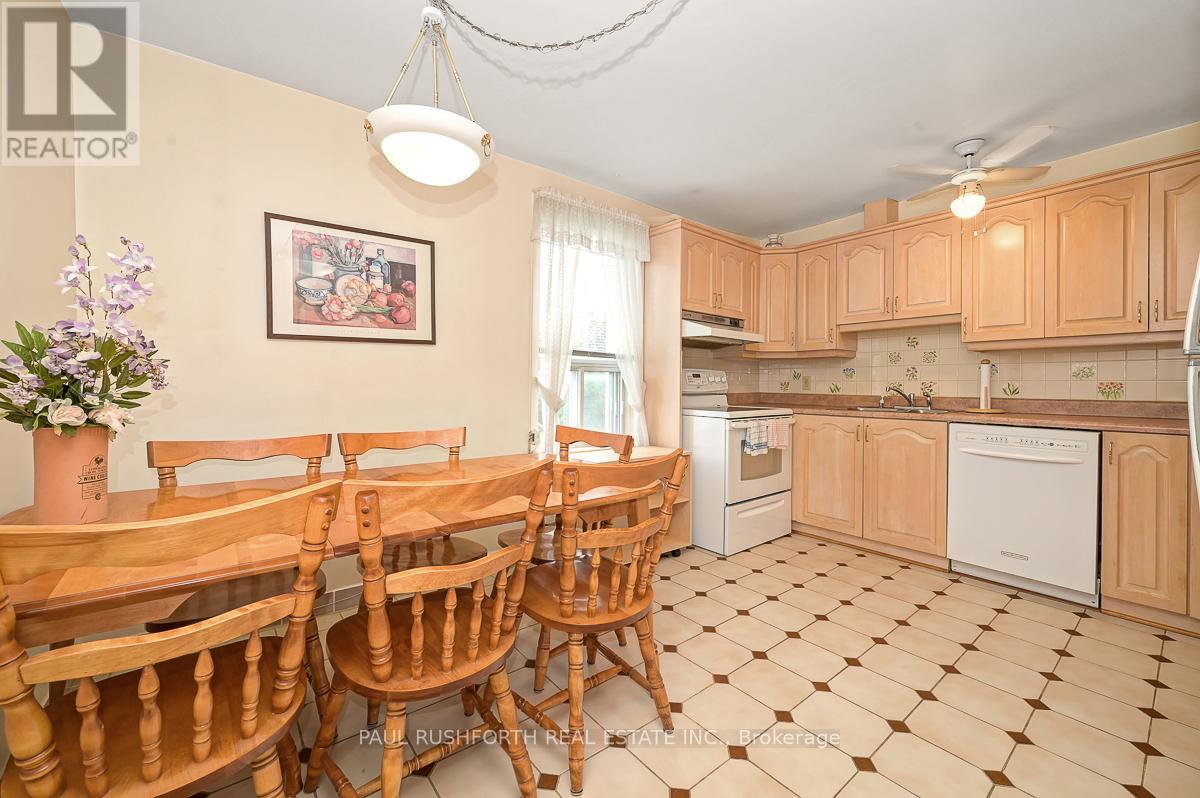 Photo 28 of 249 Iona Street, Ottawa ON