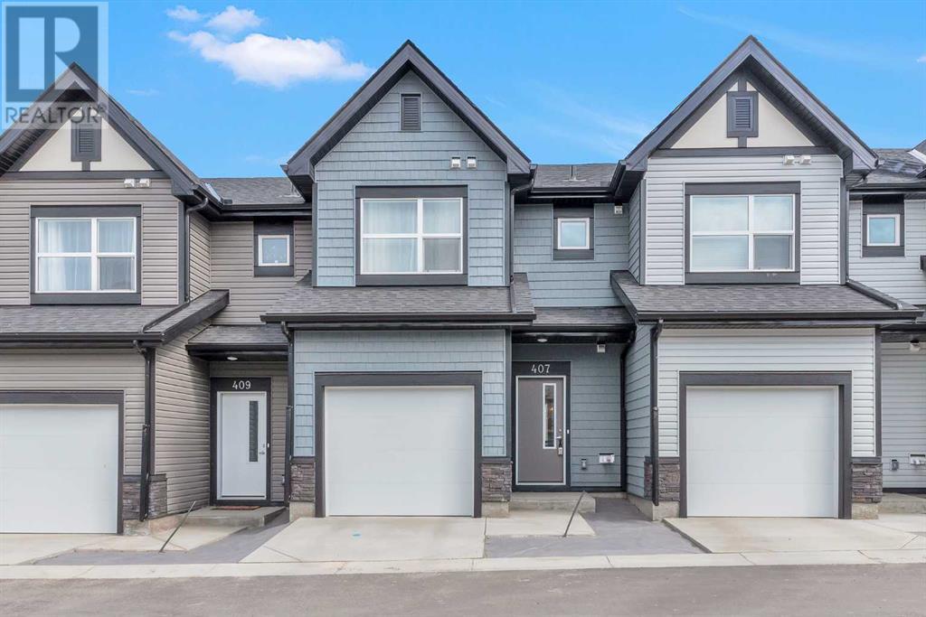 407, 25 Evanscrest Mews NW - 3 bed, 3 bath Calgary property