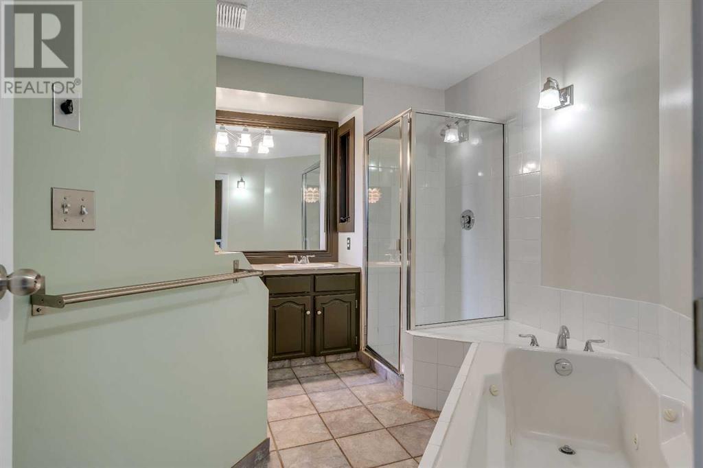 Single Family House for Sale in  A Street SW Killarney/Glengarry Calgary 