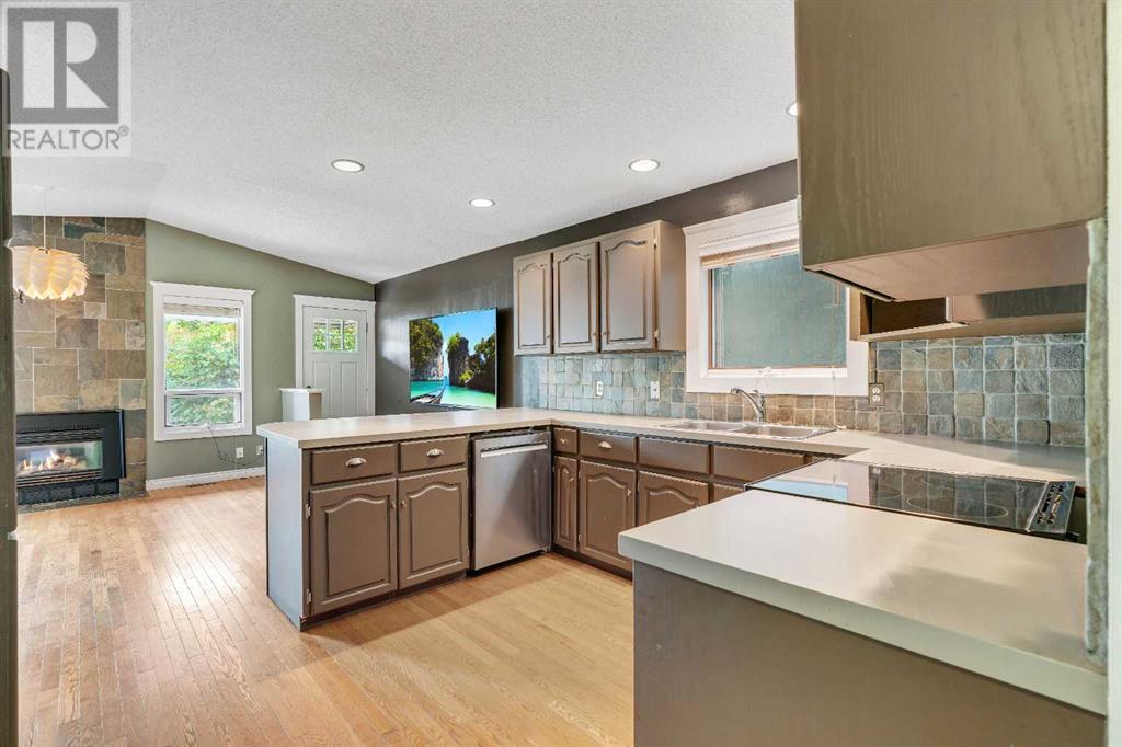 Single Family House for Sale in  A Street SW Killarney/Glengarry Calgary 