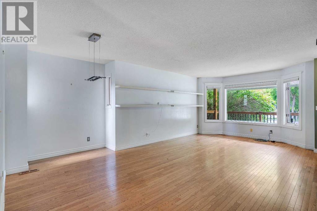 Single Family House for Sale in  A Street SW Killarney/Glengarry Calgary 