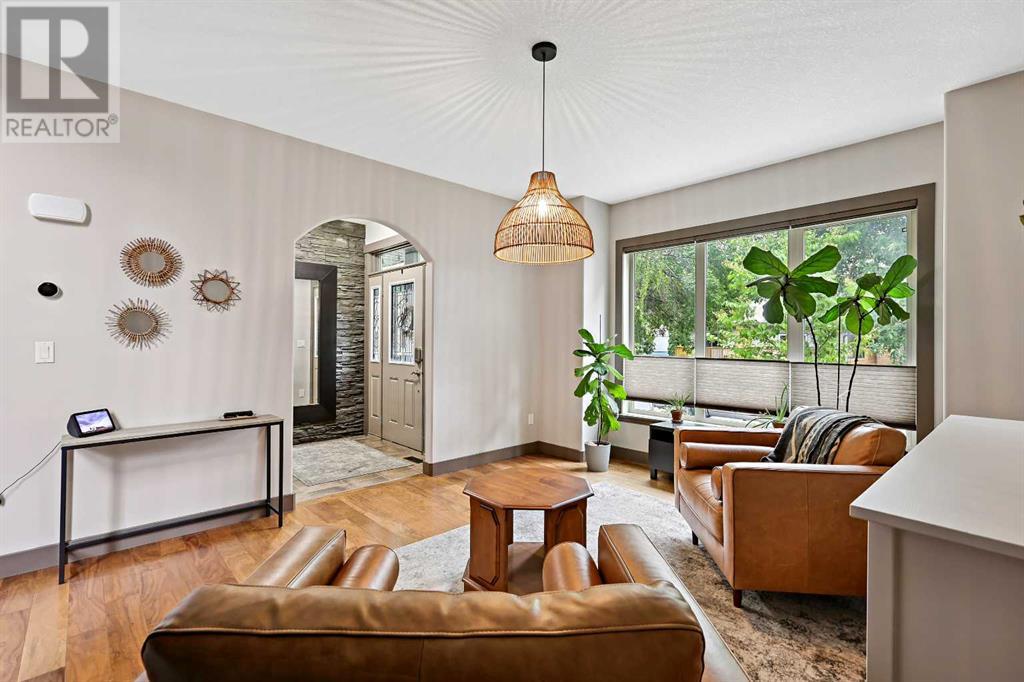 Single Family House for Sale in B  Avenue SW North Glenmore Park Calgary 